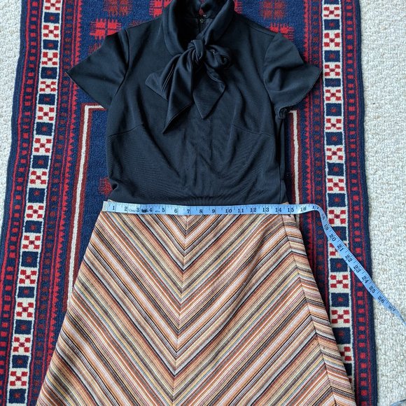 VINTAGE 80s mini dress with bow - Picture 2 of 5